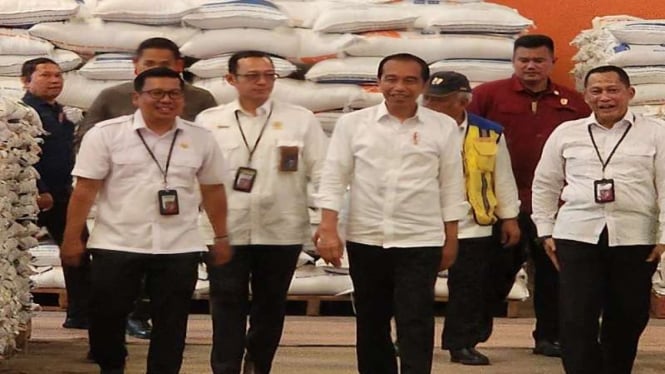 Presiden Jokowi Memperpanjang Penyaluran Bantuan Sosial Beras Hingga Desember 2023