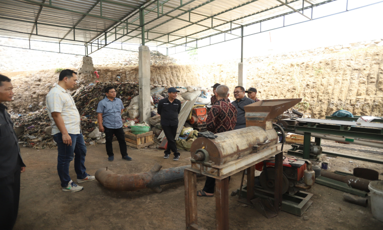 Studi Tiru Pengelolaan Sampah di Magetan Dilakukan oleh Ketua TP PKK Trenggalek