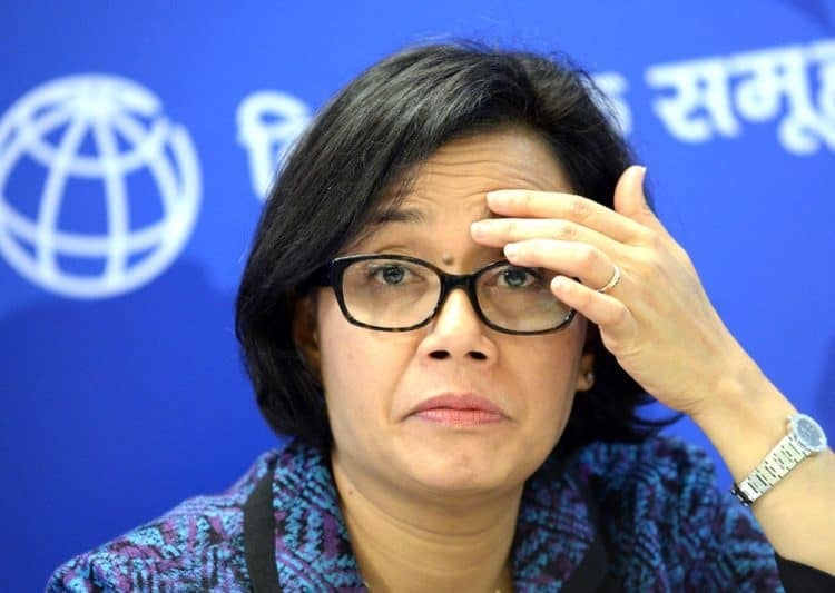 Sri Mulyani Sampaikan APBN Defisit Rp700 Miliar Hingga Oktober