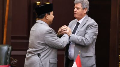 Prabowo Memberikan Bantuan 5 Miliar Rupiah untuk Masyarakat Palestina