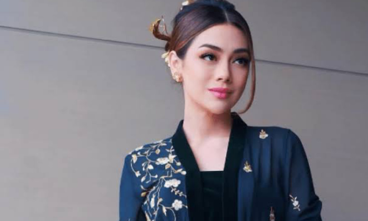 Awal Mula Keterkaitan Celine Evangelista dengan Panggilan Jaksa Agung Ayahnya