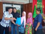 GBI Kasih Setia Cilacap Membagikan Puluhan Paket Sembako Gratis kepada Warga pada Hari Natal