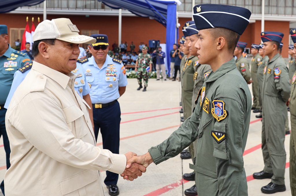 Pengarahan Bintara yang Membimbing, Membentuk dan Memberi Dukungan Kepada Saya