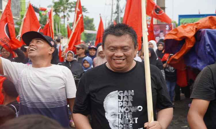 Pendukung Ganjar Pranowo-Mahfud MD Gelar Jalan Sehat di Waru Sidoarjo sebagai Penutup Kampanye