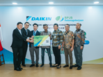 Daikin Memimpin dalam Pemperhatian terhadap Pekerja Rentan