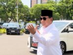 Prabowo Subianto Lightly Jogs and Strikes a Silat Pose at the Presidential Palace After Leg Surgery to Stay Fit