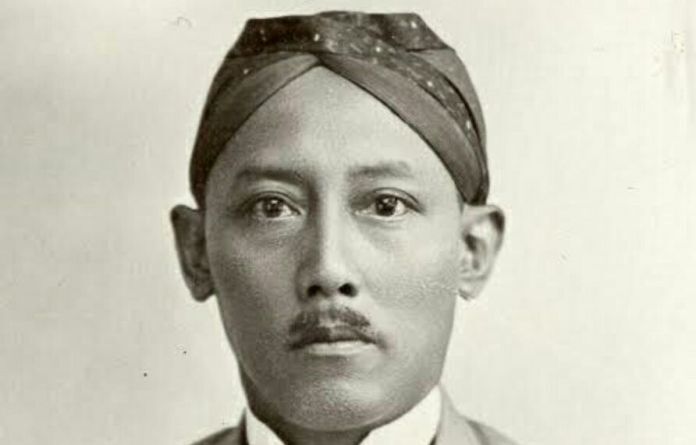 Leadership of Indonesian National Leader Raden Mas Tumenggung Ario Soerjo (Governor Suryo)