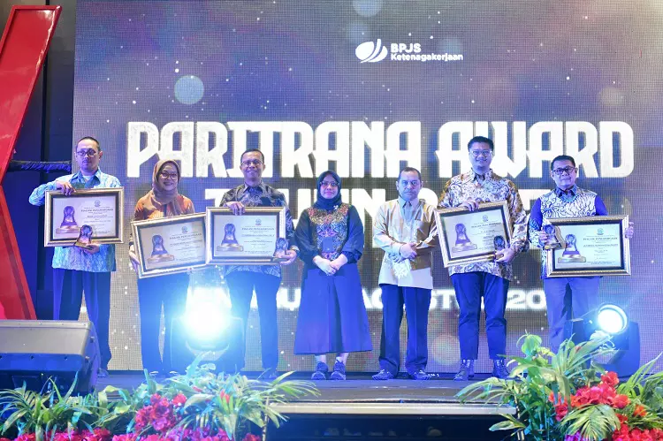 Pj Gubernur Sulsel Prof Zudan Sebut Penghargaan Paritrana Award 2023 Sebagai Bukti Capaian Huadi Group