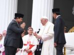 Prabowo Subianto Shares Moment of Shaking Hands with Pope Francis, Stating that “Indonesia is Fortunate to Have Diversity and Harmony”