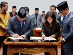 All Factions Attend and Offer Prayers in Prabowo Subianto’s Final DPR Session