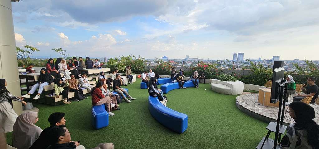 Kreativitas dan Adaptabilitas Marketers Talk di NIPAH PARK