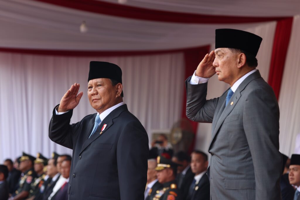 Excited Crowds Welcome Prabowo Subianto and Defense Minister Sjafrie as They Ride Maung in Handover Ceremony